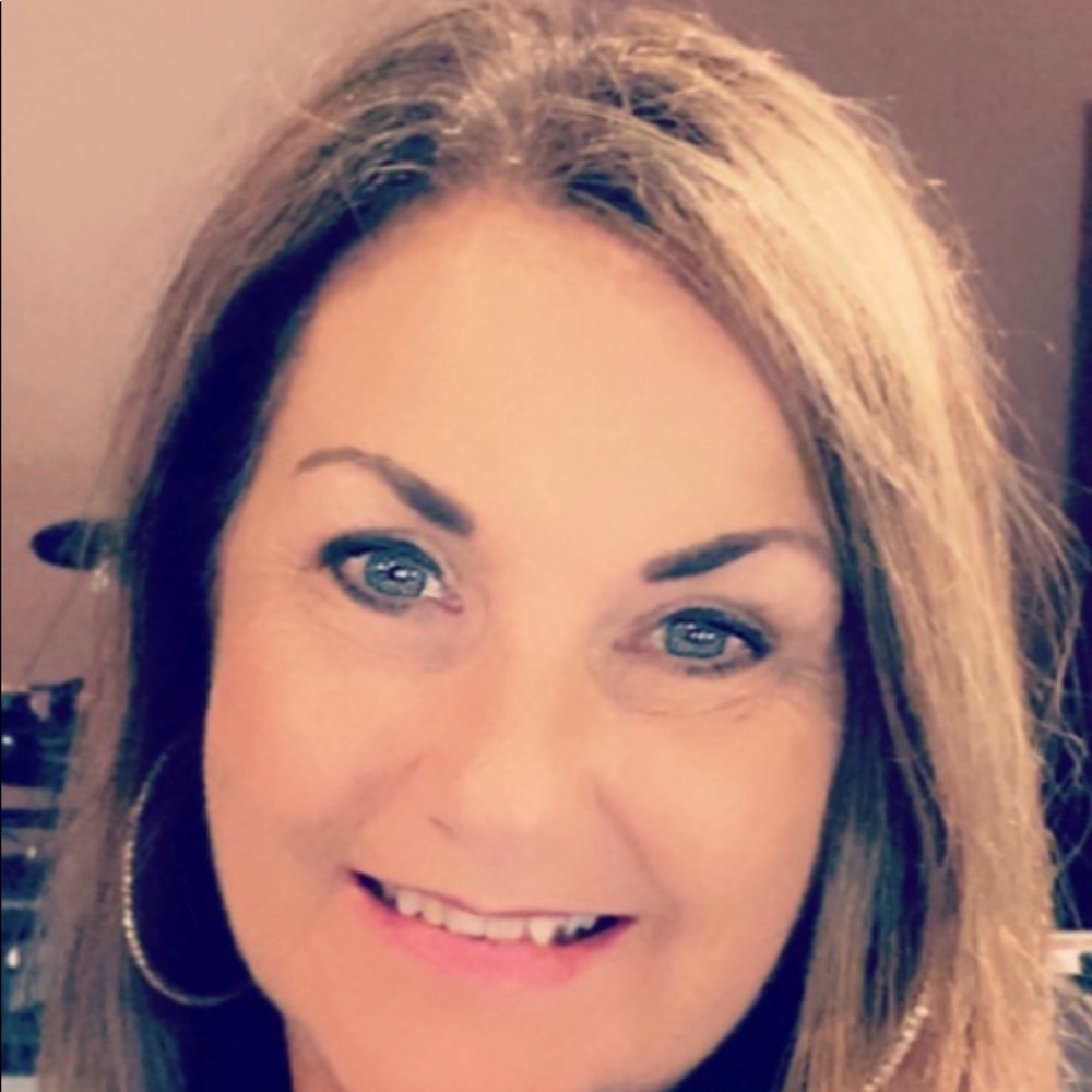 Meet your Posher, Vicki